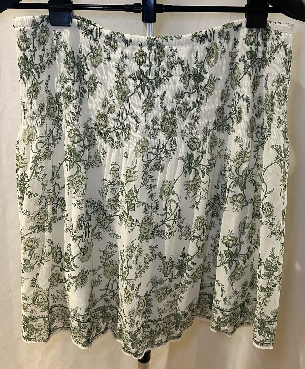 NWT Max Studio Green and White Bohemian Skirt size XL